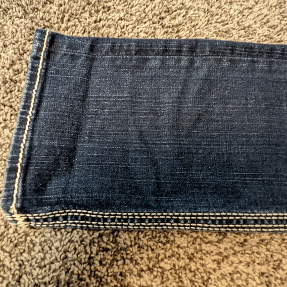 True Religion Jeans - Picture 9 of 16